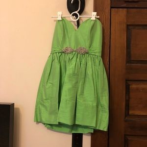 Nice lime green strapless cocktail dress!